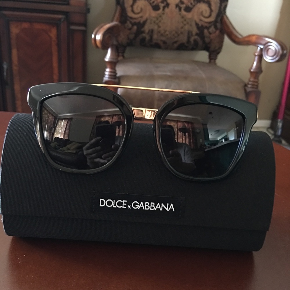 New, never worn, includes dust bag, case and box